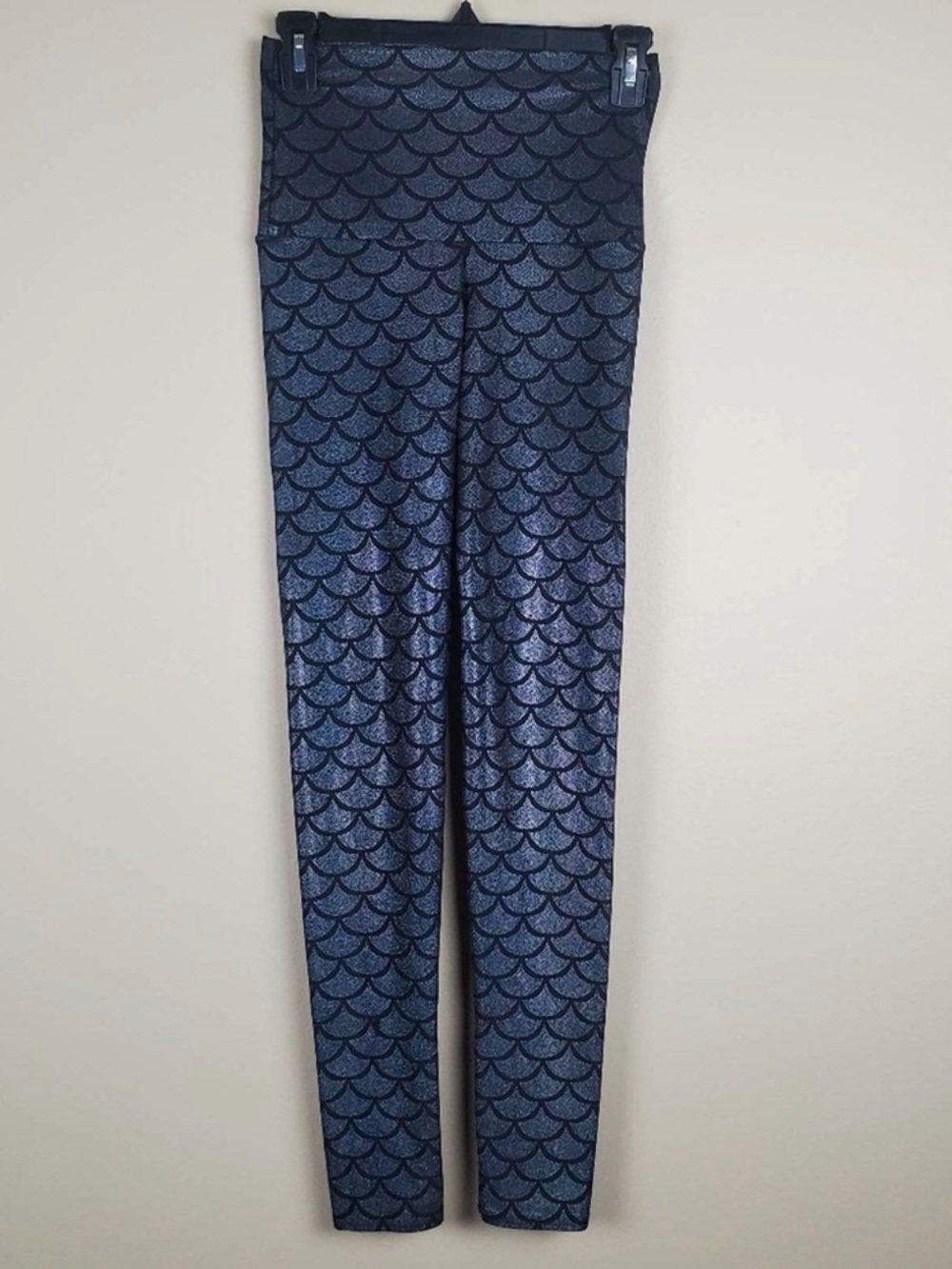 Emily Hsu Onyx Black Shimmer Mermaid Yoga Athletic Leggings Med 🧜♀️ Mermaidcore - Picture 4 of 5